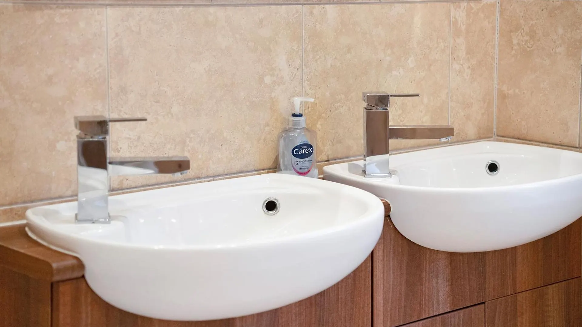 New! 5Br In Queen Street Redcar 0*,  United Kingdom